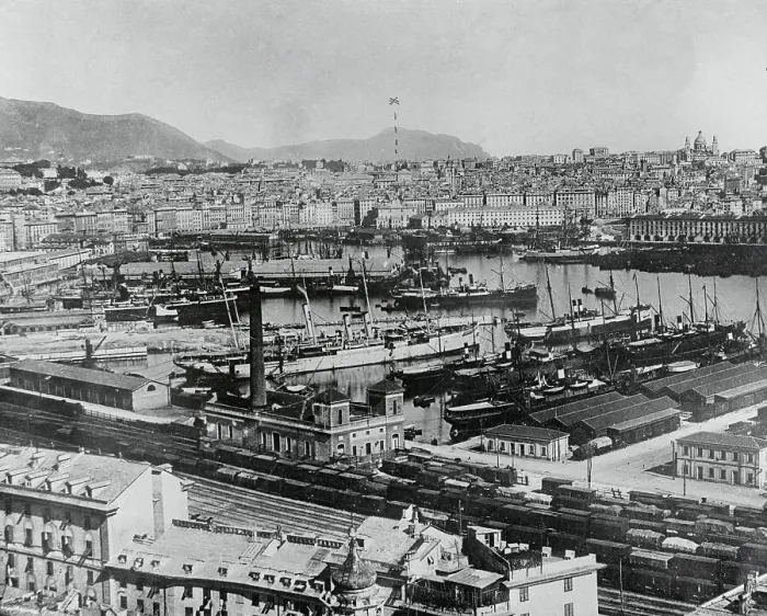 Framed Print : Panorama of Genoa, Italy Framed Print : Panorama of Genoa, Italy