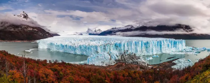 Framed Print : Panorama of glacier Perito Moreno in autumn. Argentina, Patagonia Framed Print : Panorama of glacier Perito Moreno in autumn. Argentina, Patagonia