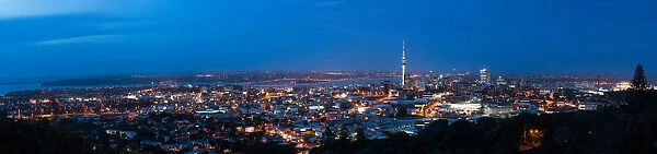 Panoramic Auckland cityscape from MT. Eden