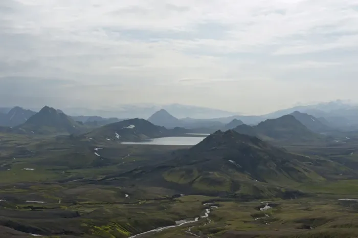 Framed Print : Panoramic mountain landscape at Alftavatn lake, Laugavegur trekking route, Highlands, Sudurland, Iceland Framed Print : Panoramic mountain landscape at Alftavatn lake, Laugavegur trekking route, Highlands, Sudurland, Iceland