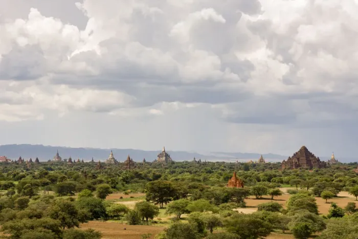 Framed Print : Panoramic view of the Bagan Archaeological Zone Framed Print : Panoramic view of the Bagan Archaeological Zone