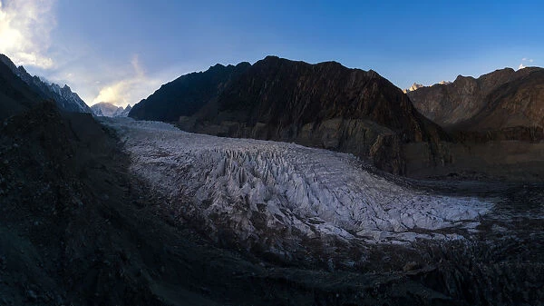 Panoramic view of Passu Glacier