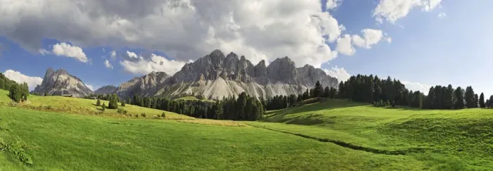 Framed Print : Panoramic view of the Rungtscher Wiesen meadows near Halslhuette mountain lodge and Edelweisshuette mountain lodge, view of the Afer Geisler group and Peitlerkofel mountain, Wuerzjoch ridge, Villnoesstal valley, Dolomites, province of Bolzano-Bozen Framed Print : Panoramic view of the Rungtscher Wiesen meadows near Halslhuette mountain lodge and Edelweisshuette mountain lodge, view of the Afer Geisler group and Peitlerkofel mountain, Wuerzjoch ridge, Villnoesstal valley, Dolomites, province of Bolzano-Bozen