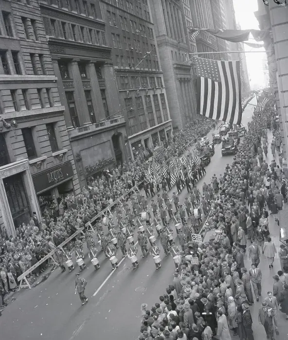 Framed Print : Parade For Korean War Veterans Framed Print : Parade For Korean War Veterans