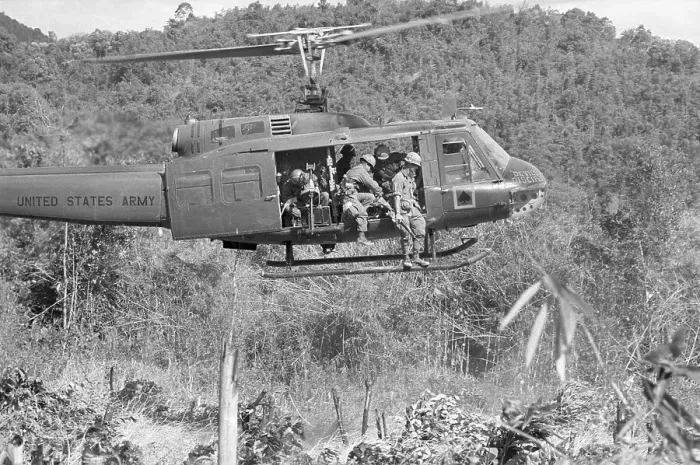 Framed Print : Paratroopers Preparing to Alight from Helicopter Framed Print : Paratroopers Preparing to Alight from Helicopter
