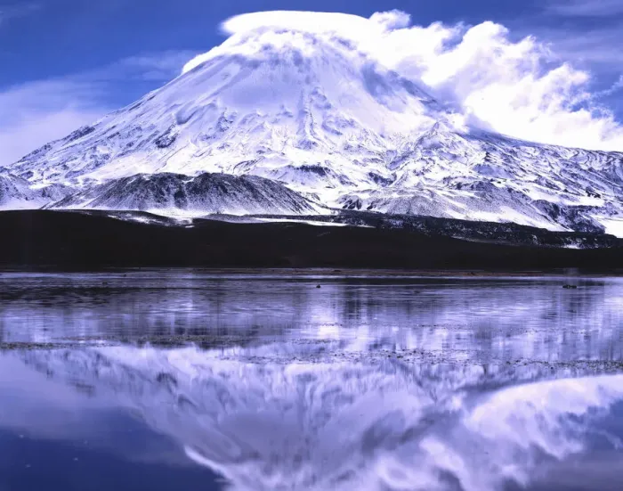Framed Print : Parinacota volcano with reflections in the lake Lago Chungara, Lauca National Park, Antofagasta, Chile Framed Print : Parinacota volcano with reflections in the lake Lago Chungara, Lauca National Park, Antofagasta, Chile