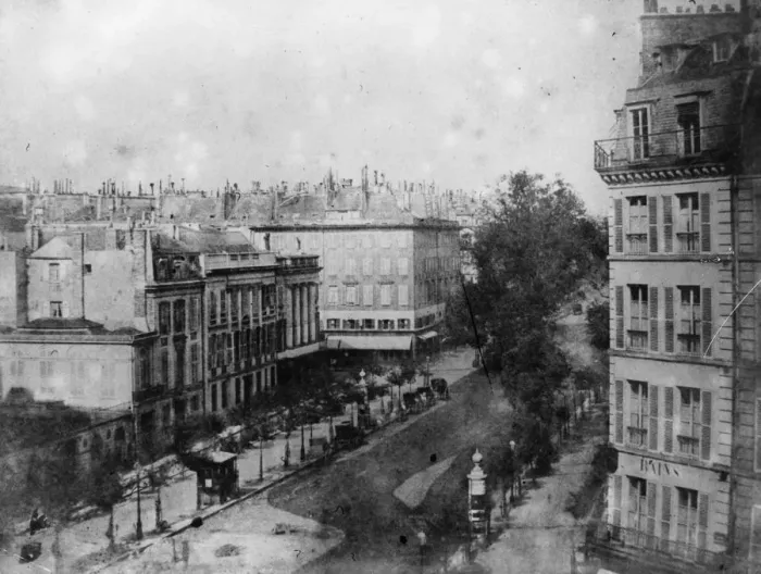 Framed Print : Paris Boulevard Framed Print : Paris Boulevard