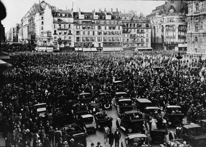 Framed Print : Paris Parade For Lindbergh Framed Print : Paris Parade For Lindbergh