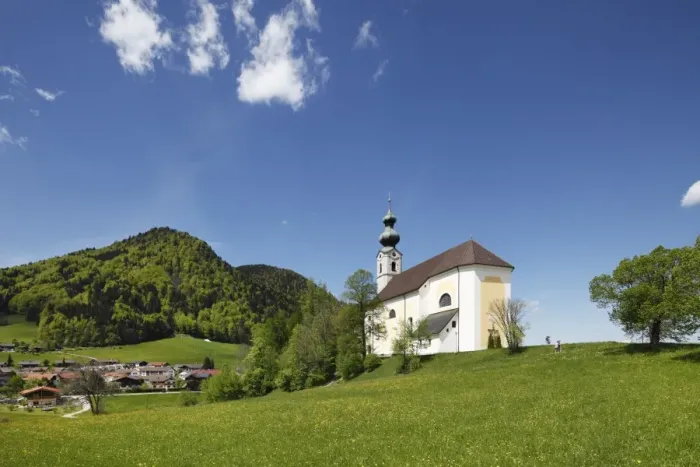 Framed Print : Parish Church of St. Georg, Ruhpolding, Chiemgau Alps, Chiemgau region, Upper Bavaria, Bavaria, Germany, Europe Framed Print : Parish Church of St. Georg, Ruhpolding, Chiemgau Alps, Chiemgau region, Upper Bavaria, Bavaria, Germany, Europe
