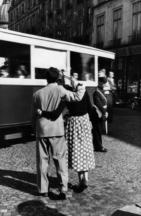 Framed Print : Parisian Couple Arm in Arm Framed Print : Parisian Couple Arm in Arm