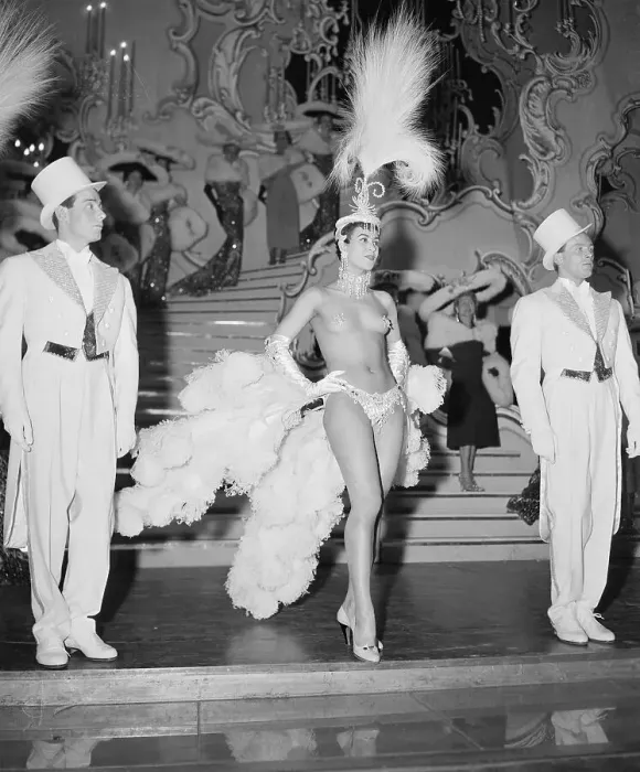 Framed Print : Parisian Dancers on Stage Framed Print : Parisian Dancers on Stage