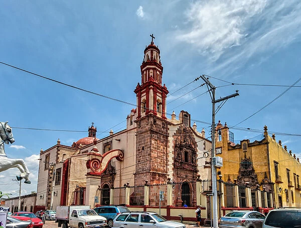 Parroquia de Santiago (Santiago Parish) - Queretaro, Mexico