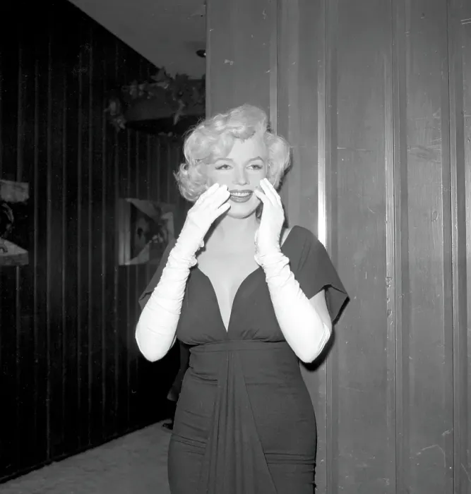 Framed Print : Party For Marilyn At Beverly Hills Hotel Framed Print : Party For Marilyn At Beverly Hills Hotel
