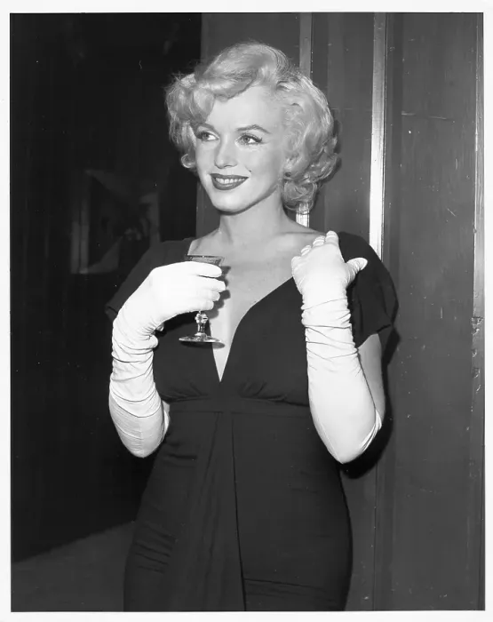 Framed Print : Party For Marilyn At Beverly Hills Hotel Framed Print : Party For Marilyn At Beverly Hills Hotel