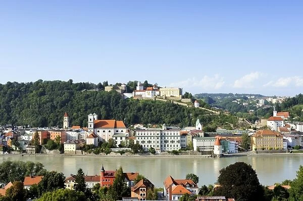 Passau, view over the Inn River with the Church of St. Michael and Veste Oberhaus fortress, Lower Bavaria, Bavaria, Germany, Europe, PublicGround