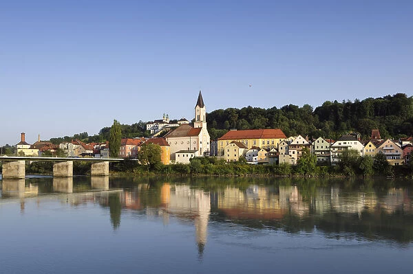 Passau, view over the Inn River towards Innstadt with the Church of St. Gertraud and Mariahilf, Marienbruecke bridge, Lower Bavaria, Bavaria, Germany, Europe, PublicGround