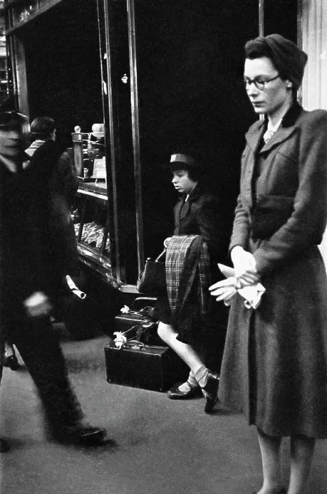 Framed Print : Passengers At Paddington Framed Print : Passengers At Paddington