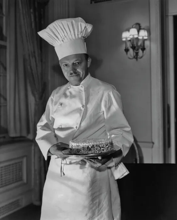 Framed Print : Pastry Chef Framed Print : Pastry Chef