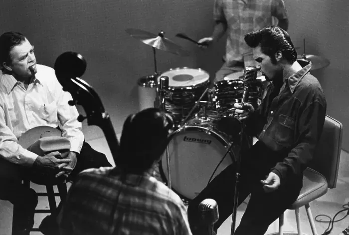 Framed Print : Pat Hingle and Kurt Russell