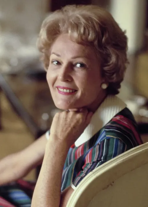 Framed Print : Pat Nixon (1912 - 1993), wife of Republican politician Richard Nixon Framed Print : Pat Nixon (1912 - 1993), wife of Republican politician Richard Nixon