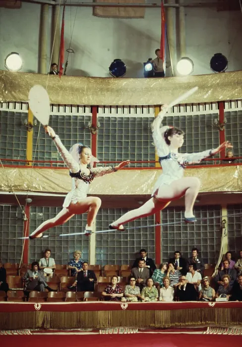 Framed Print : Pat Nixon Visits Soviet Gymnast School Framed Print : Pat Nixon Visits Soviet Gymnast School