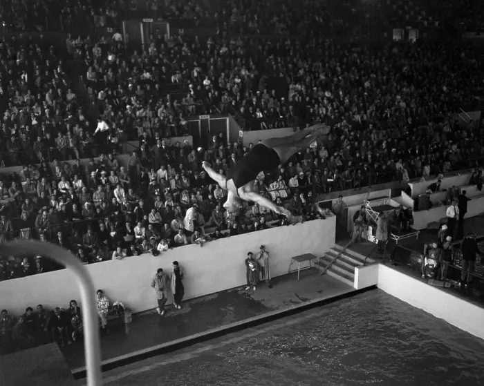 Framed Print : Patricia McCormick Diving into Pool at Olympic Training