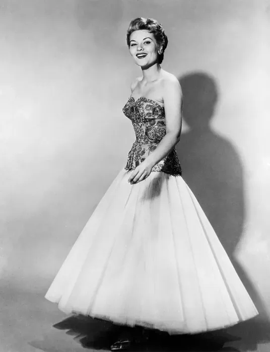 Framed Print : Patti Page Portrait Session