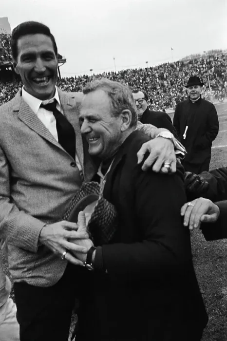 Framed Print : Paul Bryant Embracing Gene Stallings Framed Print : Paul Bryant Embracing Gene Stallings