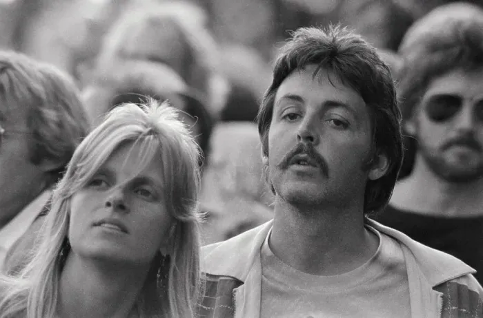 Framed Print : Paul and Linda McCartney Framed Print : Paul and Linda McCartney