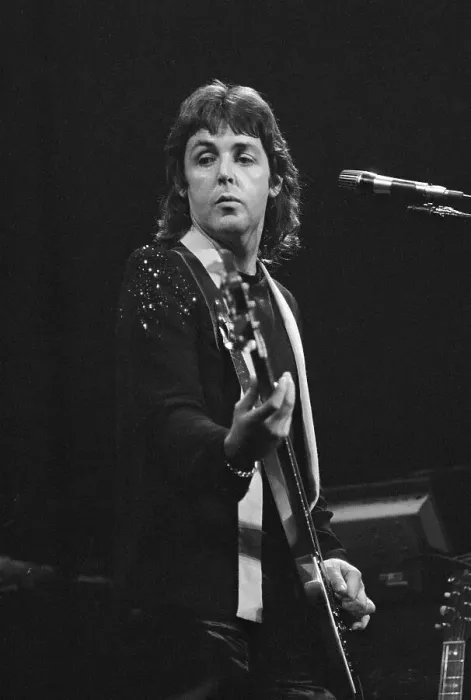 Framed Print : Paul McCartney Performing Framed Print : Paul McCartney Performing