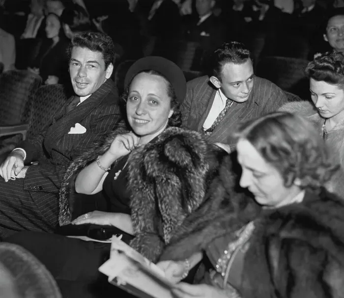 Framed Print : Paul Muni And Waldo Salt At Theatre Premiere Framed Print : Paul Muni And Waldo Salt At Theatre Premiere