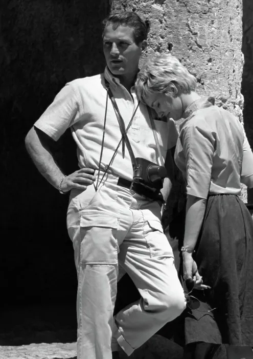 Framed Print : Paul Newman and Joanne Woodward In A Tender Moment Framed Print : Paul Newman and Joanne Woodward In A Tender Moment