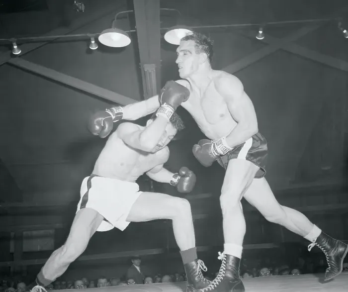 Framed Print : Paul Pender in Defensive Boxing Action With Gene Fullmer Framed Print : Paul Pender in Defensive Boxing Action With Gene Fullmer