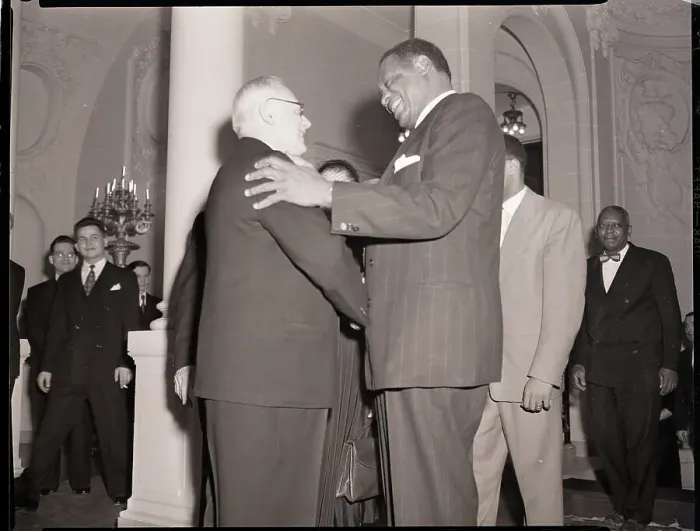 Framed Print : Paul Robeson and Andrei Vishinsky Shake Hands Framed Print : Paul Robeson and Andrei Vishinsky Shake Hands