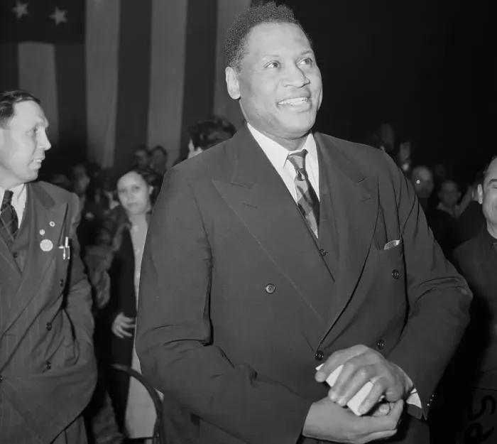 Framed Print : Paul Robeson Singing to Congregation