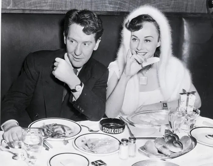 Framed Print : Paulette Goddard And Burgess Meredith