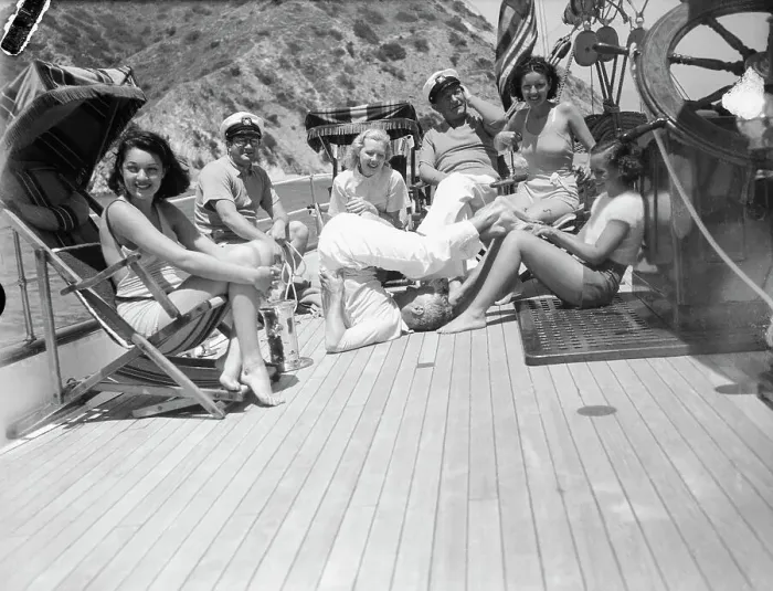 Framed Print : Paulette Goddard Tickling Charlie Chaplin's Feet Framed Print : Paulette Goddard Tickling Charlie Chaplin's Feet