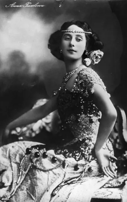 Framed Print : Pavlova In Costume