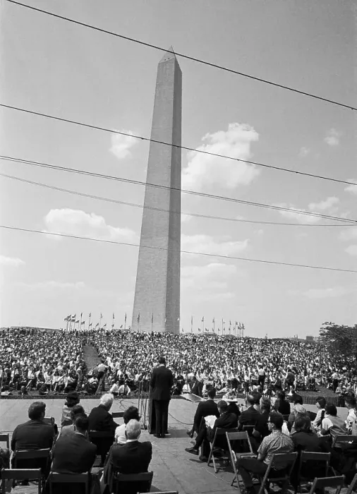 Framed Print : Peace Demonstrators March In Washington Framed Print : Peace Demonstrators March In Washington
