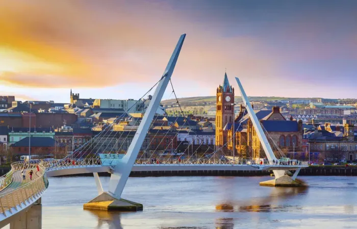 Framed Print : PeaceBridge and Guildhall, Derry, Northern Ireland Framed Print : PeaceBridge and Guildhall, Derry, Northern Ireland