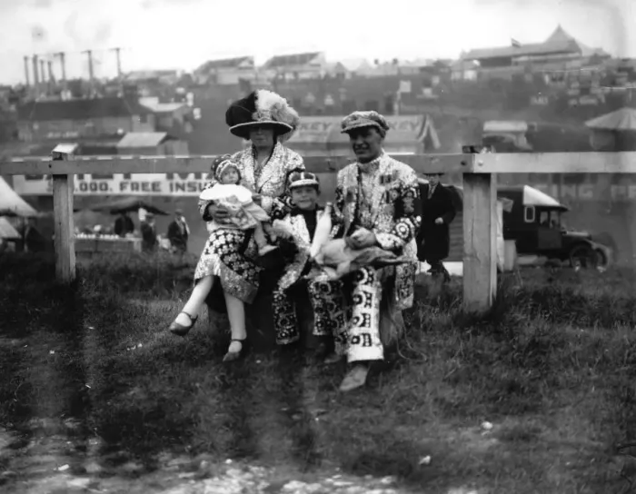 Framed Print : Pearlies. 1929: A family of Pearlies posing in full costume Framed Print : Pearlies. 1929: A family of Pearlies posing in full costume