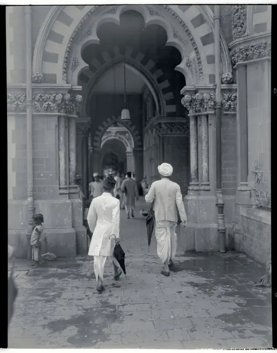 Framed Print : Pedestrians on Hornby Road
