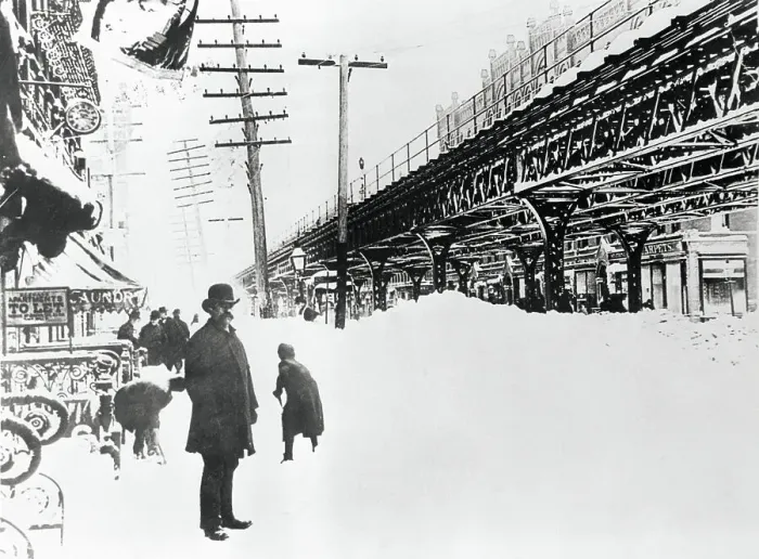 Framed Print : Pedestrians on Site of the Great Blizzard Framed Print : Pedestrians on Site of the Great Blizzard