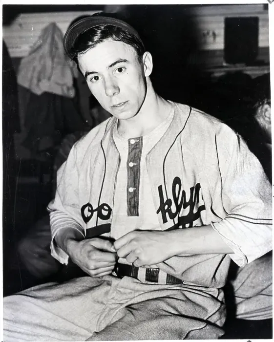Framed Print : Pee Wee Reese Buttoning Dodger Uniform Framed Print : Pee Wee Reese Buttoning Dodger Uniform