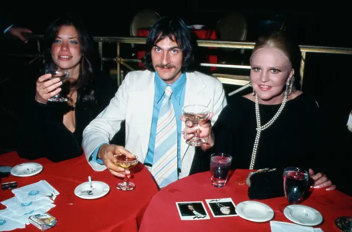 Framed Print : Peggy Lee with James Taylor and Carly Simon Framed Print : Peggy Lee with James Taylor and Carly Simon