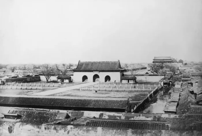 Framed Print : Peking. The main entrance to the Imperial Palace or Forbidden City in Peking Framed Print : Peking. The main entrance to the Imperial Palace or Forbidden City in Peking