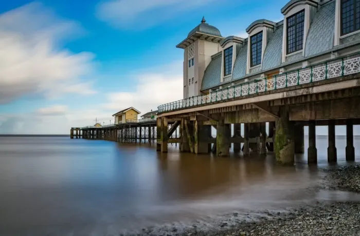 Framed Print : Penarth Pier, Vale of Glamorgan Framed Print : Penarth Pier, Vale of Glamorgan