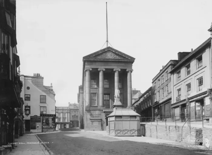 Framed Print : Penzance. Market Hall, Penzance with the statue of Sir Humphrey Davy, circa 1893