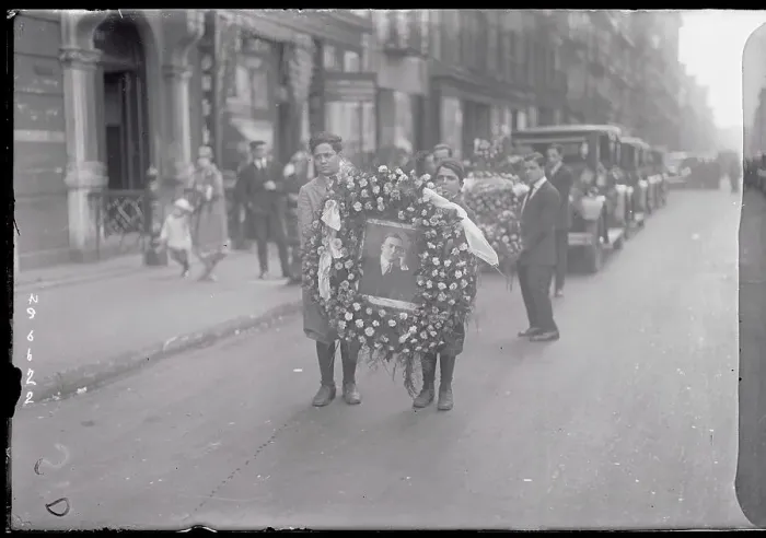 Framed Print : People Carrying Hearse of Anthony Carbonard Framed Print : People Carrying Hearse of Anthony Carbonard