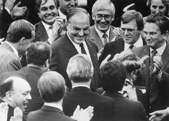 Framed Print : People Congratulating Helmut Kohl Framed Print : People Congratulating Helmut Kohl
